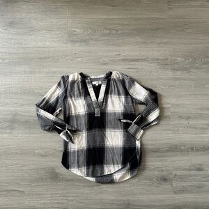 Loft Black/White Plaid V-Neck Tunic (S)